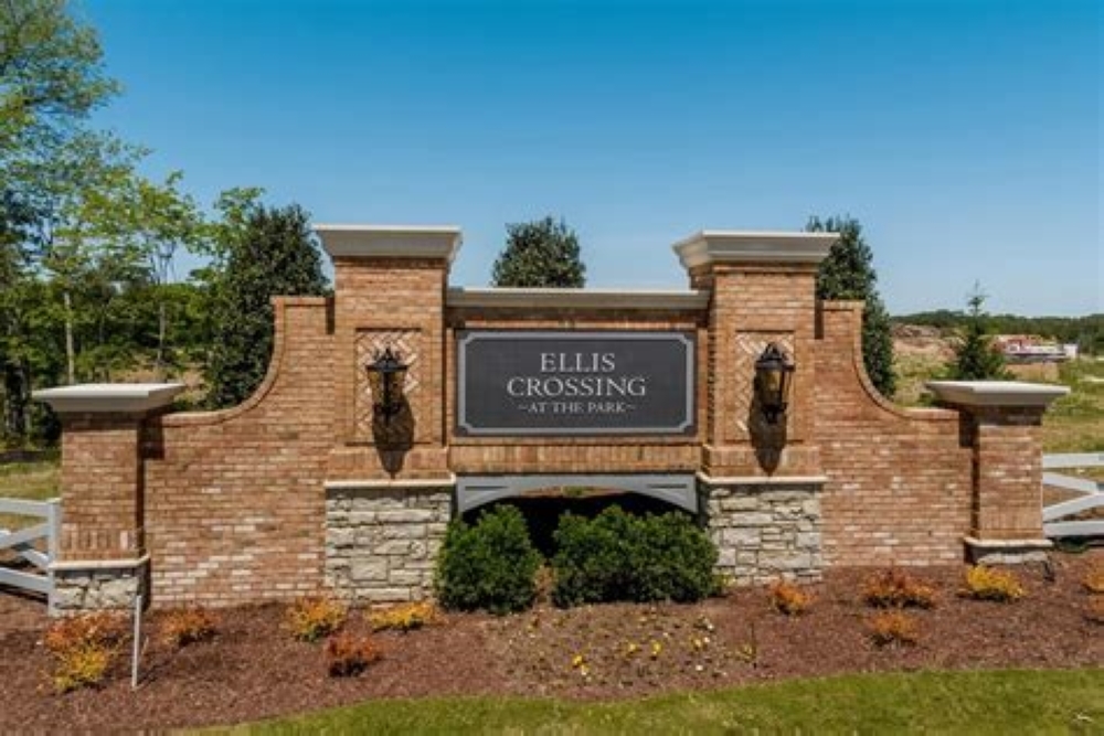 Entrance to Ellis Crossing at the Park in Durham NC